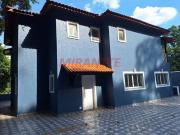 Sobrado de 320m² com 3 quartos