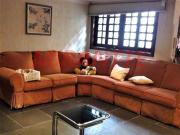 Sobrado de 339m² com 4 quartos