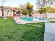 Sobrado de 350m² com 4 quartos