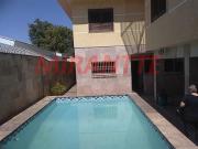 Sobrado de 360m² com 4 quartos