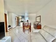 Sobrado de 3 dormitórios, com pátio no Condomínio Vila...