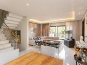 Sobrado de 3 Quartos na Rua Newton França Bittenco