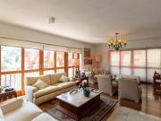 Sobrado de 412m² com 9 quartos