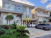 Sobrado de 463,91m² em condomínio fechado, com área...