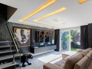 Sobrado de 4 Quartos na Rua Frei Francisco Mont&apos Al