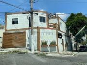 Sobrado de 500 m² com 03 vagas, piscina, no bairro Jd....