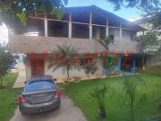 Sobrado de 500m² com 4 quartos