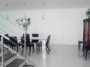 Sobrado de 560m² com 4 quartos