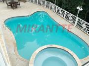 Sobrado de 600m² com 3 quartos