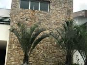 Sobrado de 740 m² 4 dormitórios Lorian Boulevard