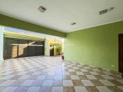 Sobrado de Alto Padrão 4 dormitórios no Parque dos...