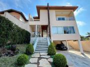 Sobrado de Alto Padrão à Venda – Condomínio Swiss Park,...