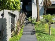 Sobrado de Alto Padrão à Venda de 380m² no Condomínio...