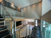 Sobrado de Alto PadrÃ£o com 3 SuÃtes, 4 Vagas e Ãrea...