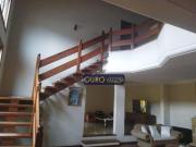 Sobrado de alto padrão com piscina SO 221103C
