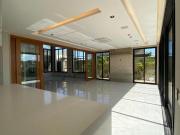 Sobrado de Alto Padrão no Quinta do Golfe Jardins com...