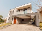 Sobrado de Alto Padrão em Condomínio Fechado Mobiliado...