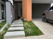 SOBRADO DE CONDOMÍNIO! 03 QUARTOS, 1 SUÍTE, ESPAÇO GOURMET!