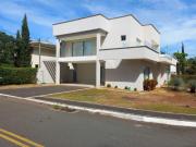 SOBRADO DE ESQUINA JARDINS MADRI Casa em Condomínio com...