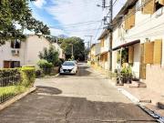 Sobrado de esquina localizado em condomínio fechado na...