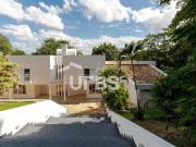 Sobrado de Luxo à Venda – Condomínio Aldeia do Vale