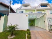 Sobrado de Rua, Semi mobiliado com Ático e 3 quartos à...