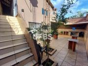 Sobrado de Rua a venda setor Monte Carlo 4 quartos 2...