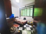 Sobrado e salões comerciais: terrreno 10x25 construção:...