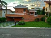 Sobrado em Alphaville, Santana de Parnaíba/SP de 411m² 4...