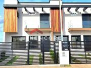 Sobrado em Avenida Obedy Cândido Vieira Central Park...