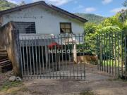 Sobrado em avenida principal rocha Adrianópolis/PR