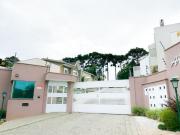 Sobrado em Condomínio, 04 Suítes, 05 Vagas – Santa...