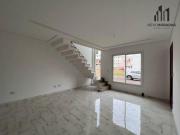 Sobrado em condomínio, 3 dormitórios à venda, 125 m²
