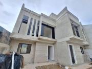 Sobrado em Condominio | 3 Dorms | 146m² priv | 2 vagas |...