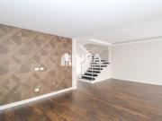 SOBRADO EM CONDOMINIO 3 QUARTOS E AMPLO TERRAÇO