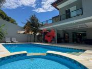 Sobrado em Condomínio 5 suites com varanda, churrasq...