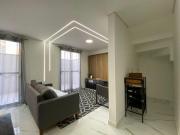 Sobrado em condomínio com 147m², 3 dormitórios, 2 vagas,...