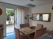 Sobrado em Condomínio com 3 Dorm./1 Suíte, 2 Vagas km...