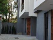 SOBRADO EM CONDOMÍNIO COM 3 QUARTOS, SENDO 2 SUÍTE