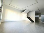 Sobrado em condomínio com três quartos /suíte/closet...