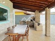 Sobrado em condomínio em Peruíbe