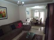 Sobrado em condomínio fechado no Jardim dos Magnatas