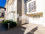 Sobrado em Condomínio Fechado | 3 Dormitórios com Suíte...