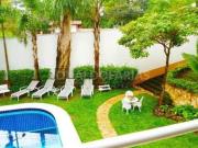 Sobrado em condomínio fechado a venda com 04 suítes na...