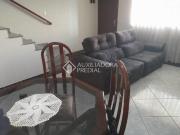 SOBRADO EM CONDOMÍNIO FECHADO COM 03 DORMITÓRIOS, SENDO...