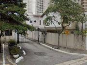 Sobrado em condomínio fechado, com 3 dormitórios à...