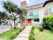 Sobrado em condomínio fechado no Horto Florestal, 4...