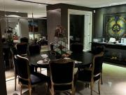 Sobrado em condomínio fechado no Tucuruvi com 5 suítes e...