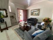 Sobrado em condomínio fechado para venda de R$620.000,00...