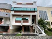 Sobrado em Condomínio para Locação, Curitiba / PR Sobrado em Condomínio para Locação, Curitiba / PR